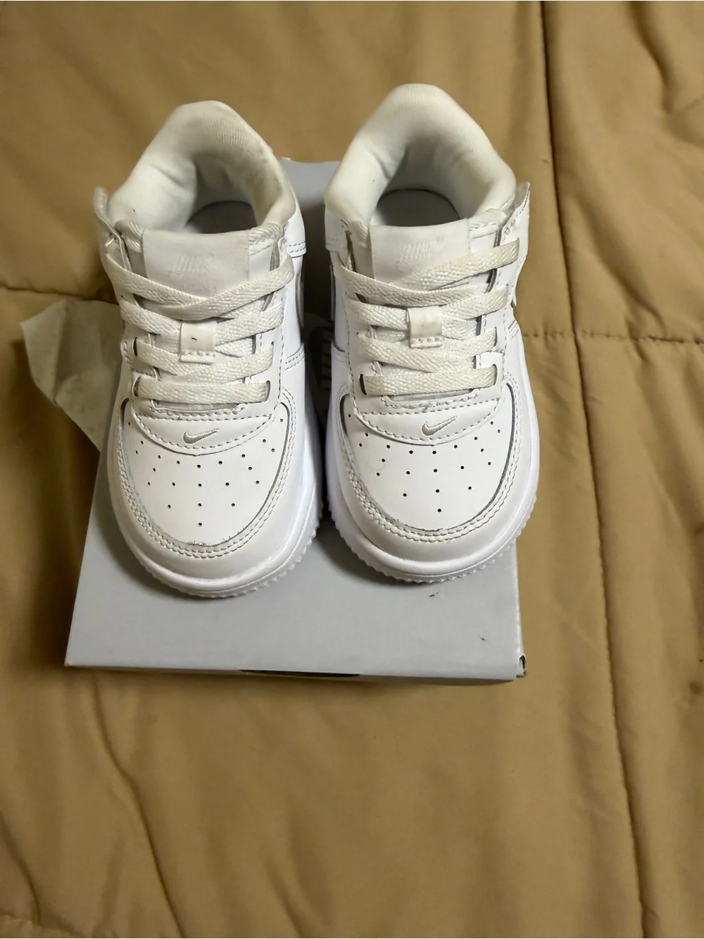 Nike Kids White Low-Top Sneakers - Classic Swoosh